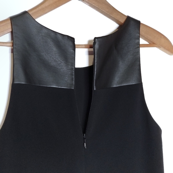 Club Monaco | Racerback Tank Top Blouse XS Black - Picture 7 of 9